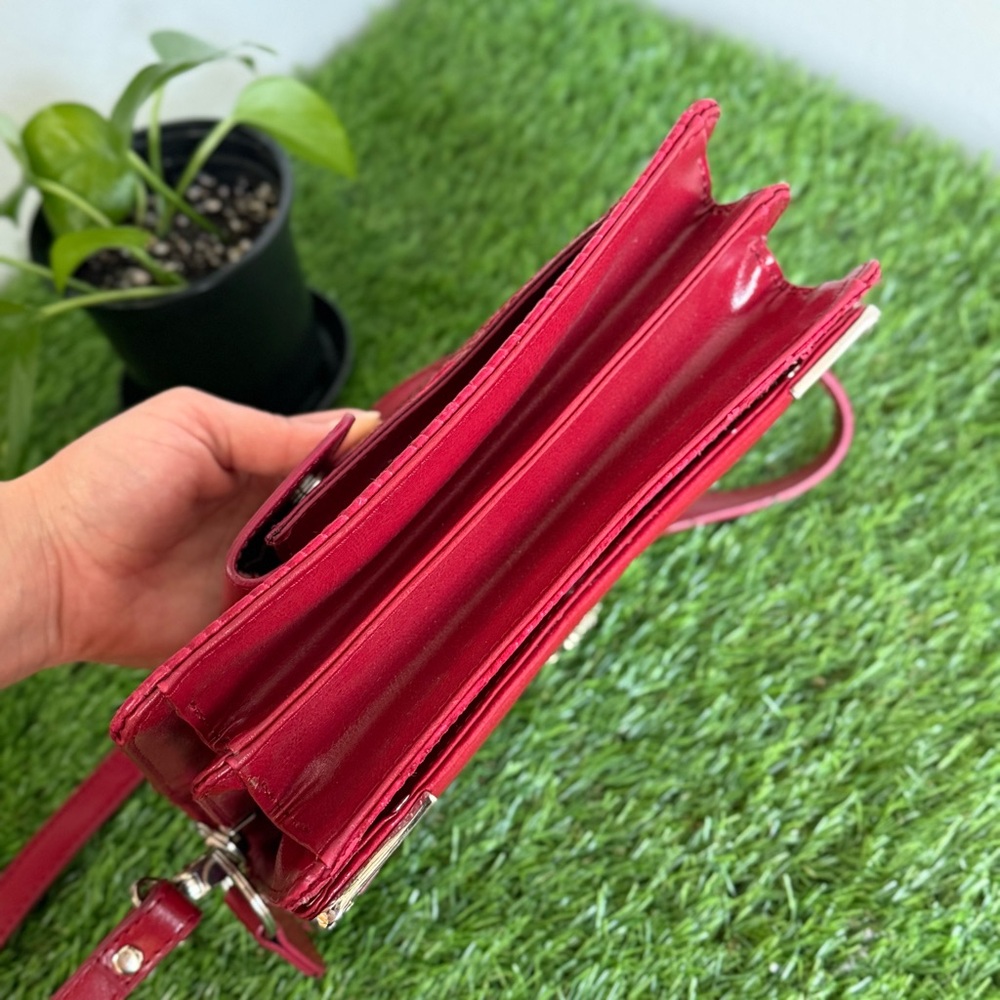 Brighton Genuine Leather Red Handbag Purse Crossbody Heart silver - Picture 6 of 15